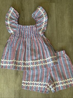 Adventurewear 360 Girls Stripe Print Seersucker Ric-Rac Top & Shorts Set Size 4T